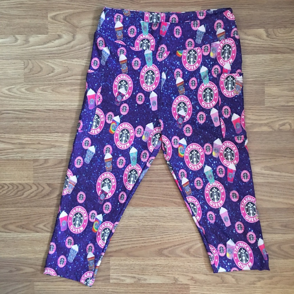 Starbucks Novelty “Starbucks Queen” Capris Leggings: Size OS